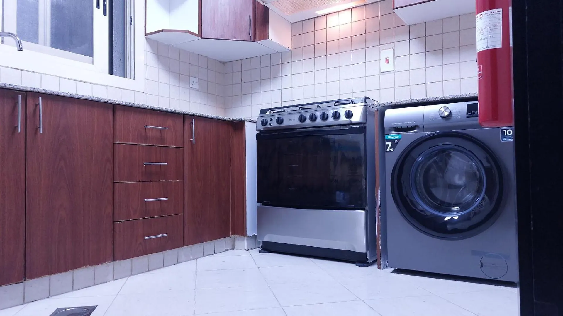 Beautiful Vacation Home At Dubai By Mauon Tourism Apartment